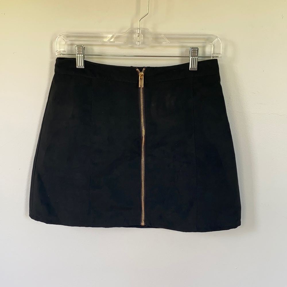 H&M Divided Black Faux Suede Zip-Up Mini Skirt